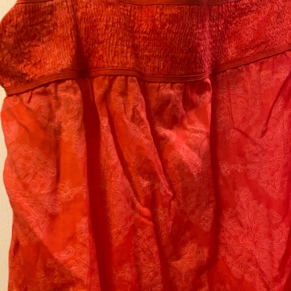 Joie Top With Smocking L - Picture 3 of 6